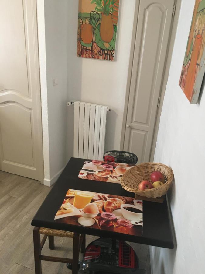 Appartement De Charme Suquet Канны Экстерьер фото